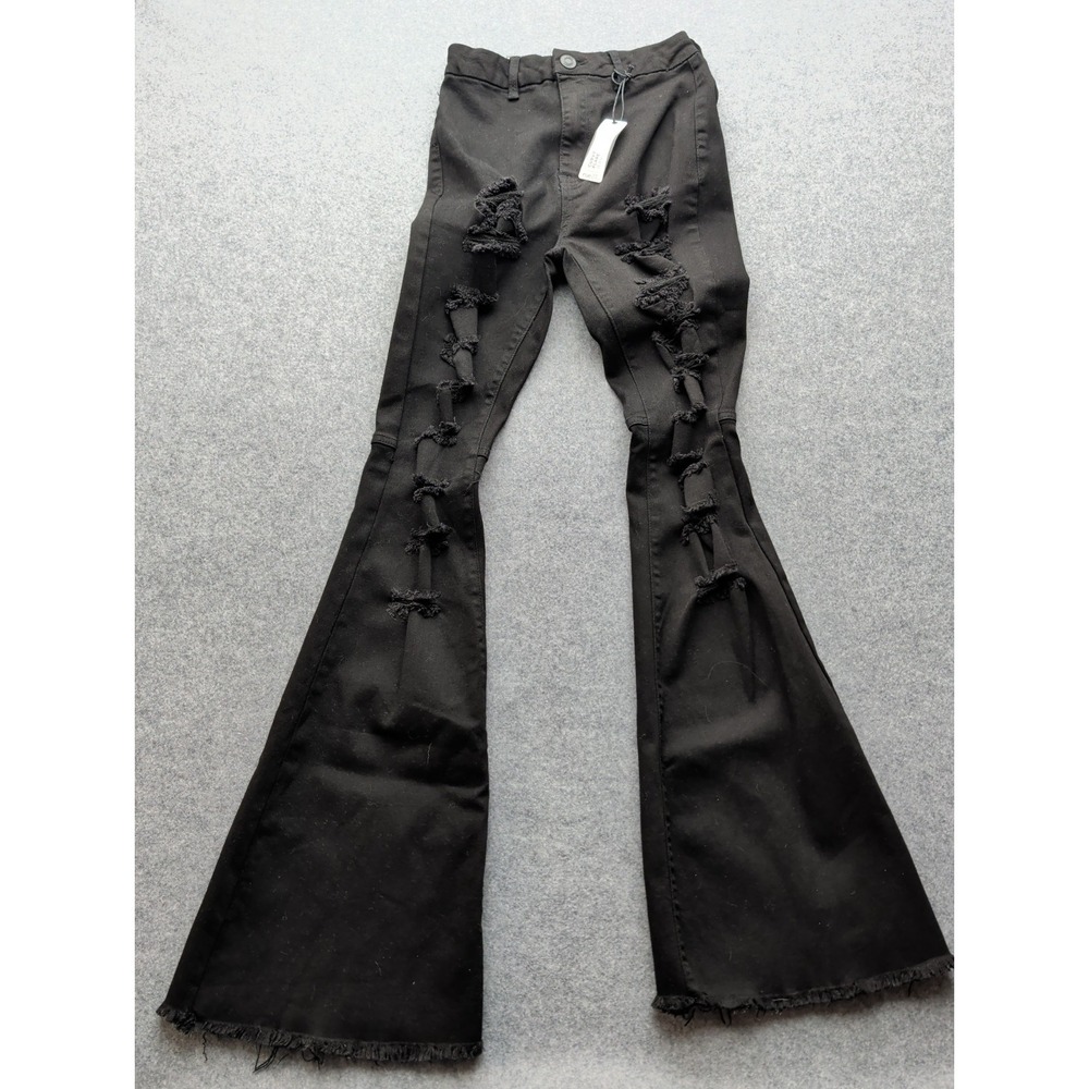 NWT Rue 21 Women's Black high-rise flare jeans  with ladder-distressing Size 6